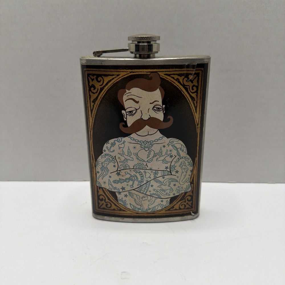 trixie and milo‎ 8 Oz flask Sailors